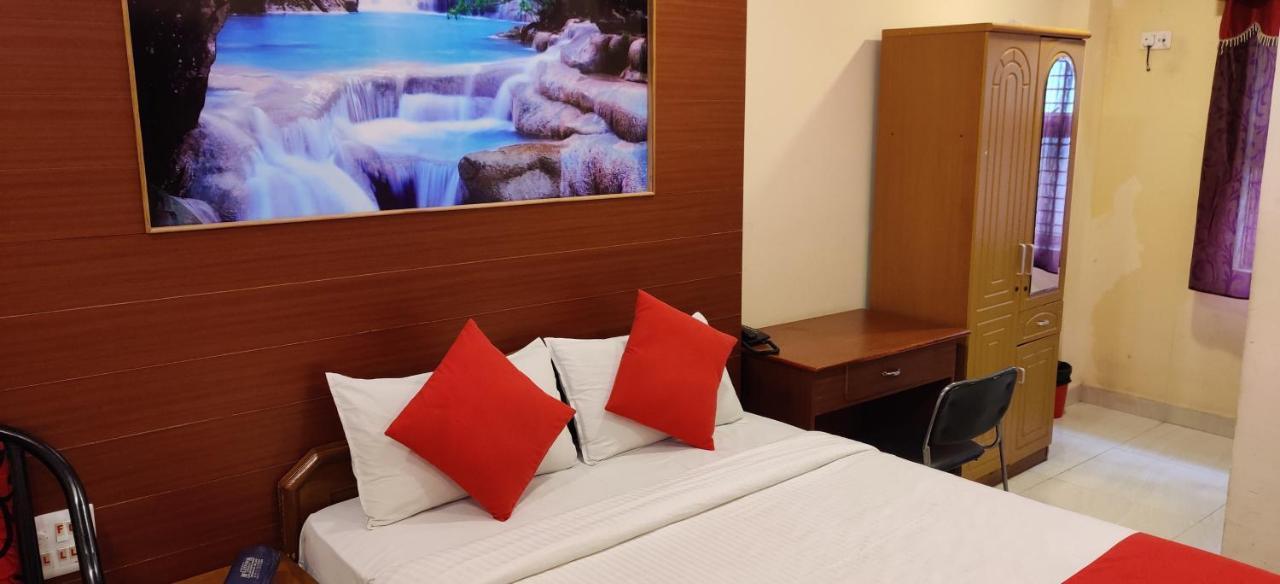 Kumaran Millenium Residency Hotel Vellore Exterior photo